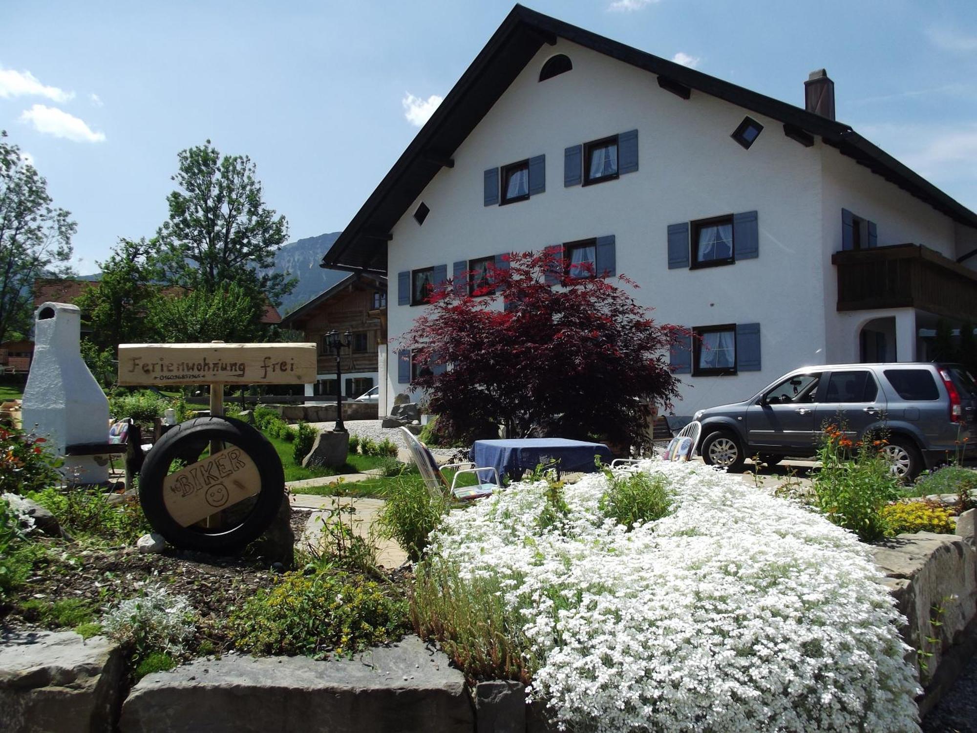 Gemuetliche Ferienwohnung In Urigem Bauernhaus Pfronten Buitenkant foto